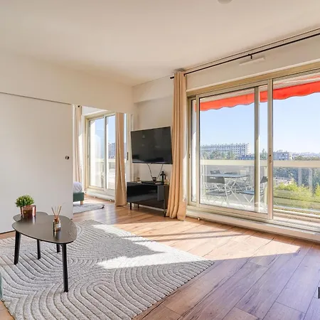 Le Panoramique- Vue Tour Eiffel - 313b Apartment